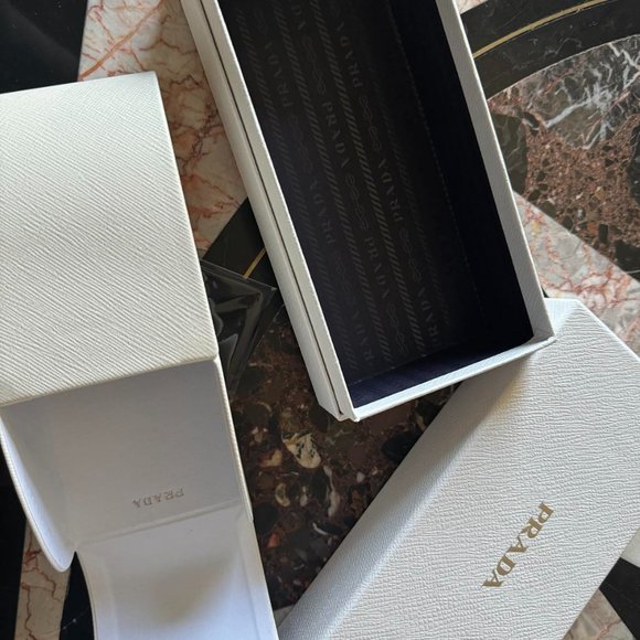 NEW PRADA Genuine SUNGLASSES  Packing Box, Hard Case, Wipe Cloth, OPTICAL White main image 4